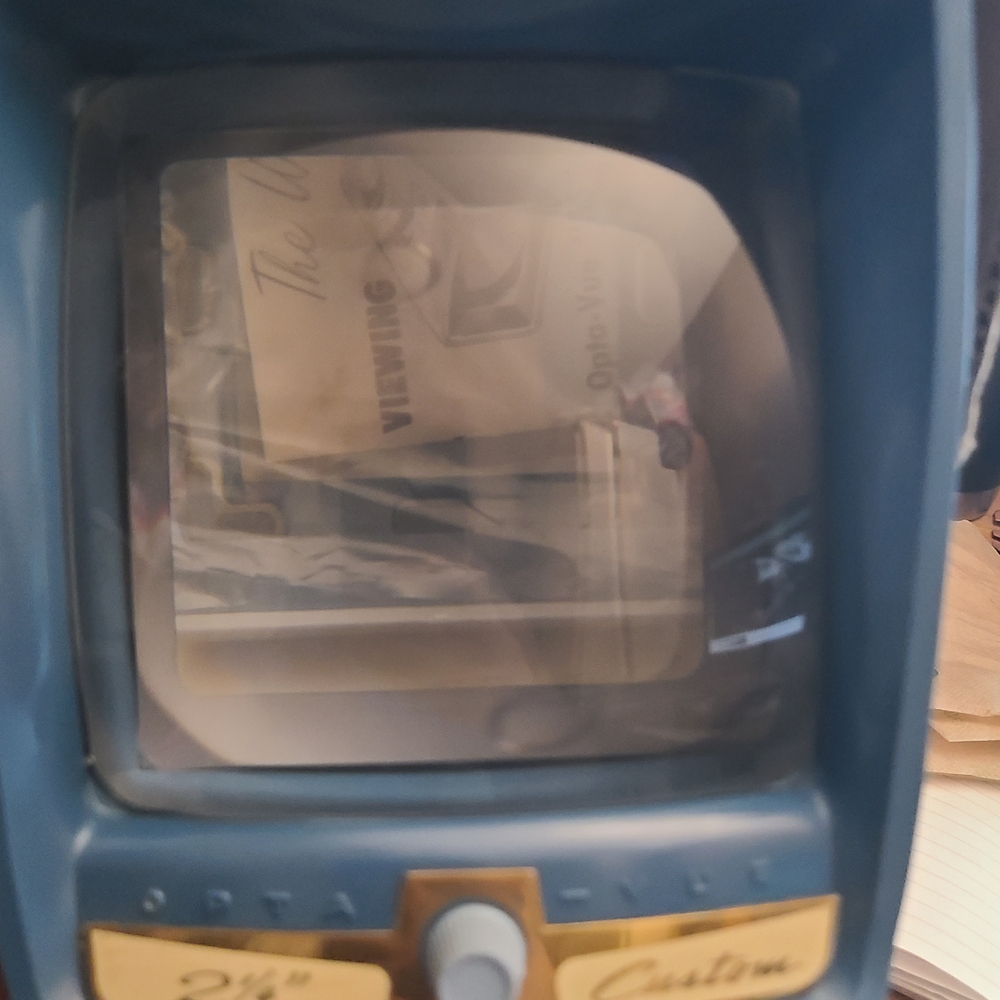 Yashica Optical Lens Viewer